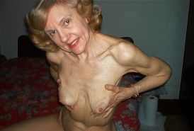 Granny skinny nude