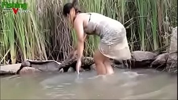 Asian girl fish with pussy