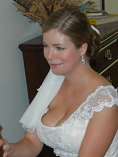 Sexy naked bride hairy pussy