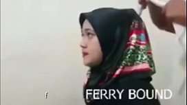 Captain H. reccomend ferry bound hijab bondage