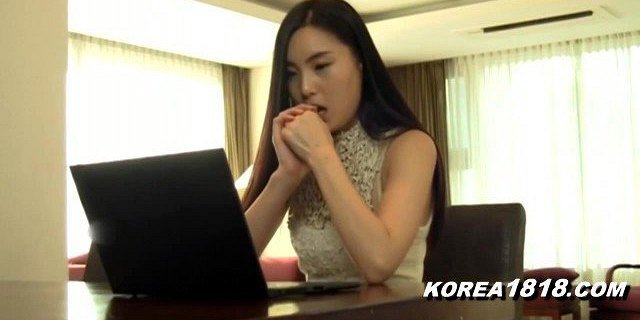 Korean girl fucks home