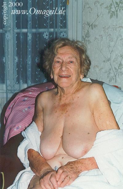 Whizzy reccomend old saggy granny
