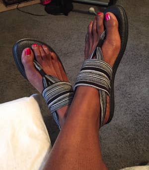 Twinkle T. reccomend angela gorgeous toes tips flipflops