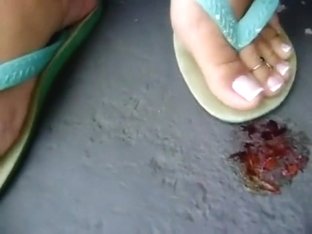 Clear flip flop underglass roach crush