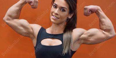 Female bodybuilder puts show