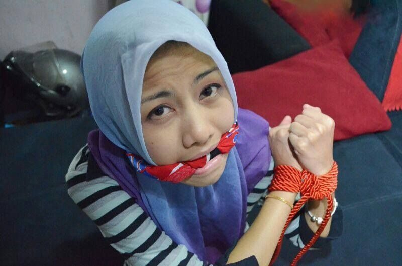 Hijab Bondage