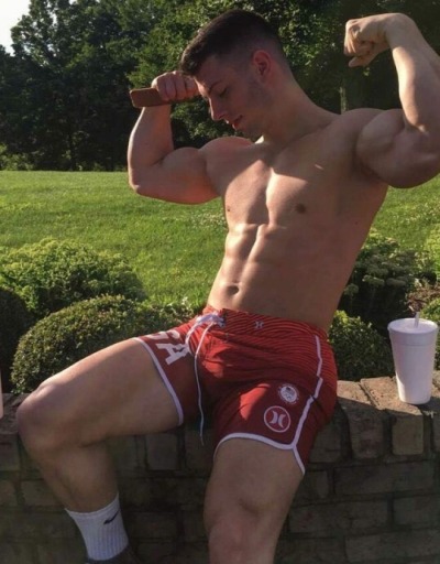Judge reccomend muscle teen tumblr