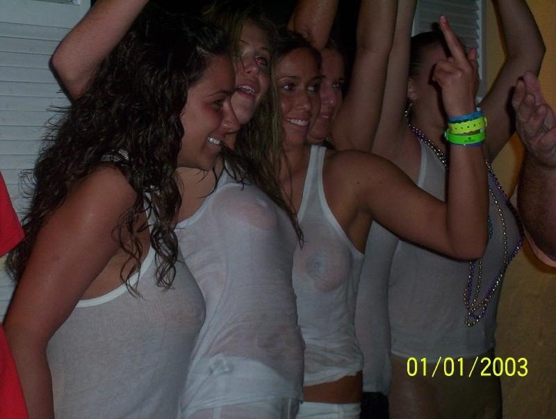 Real college girls doing tshirt