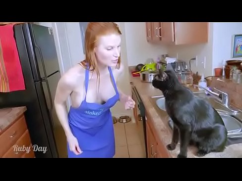 General reccomend redhead naked girl with a cook